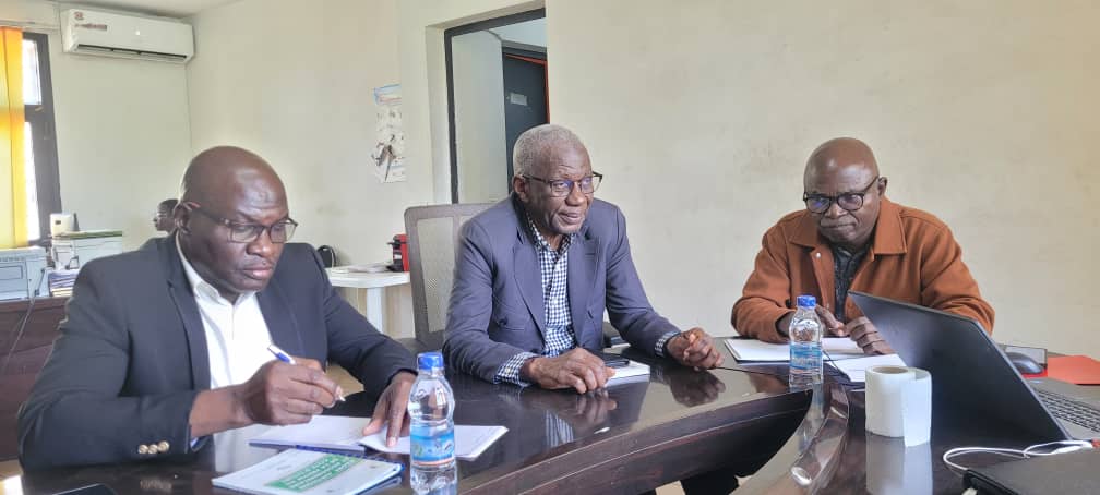 SEANCE DE TRAVAIL A PRESSECOTEDIVOIRE
